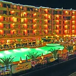Hotel Grenada 4*