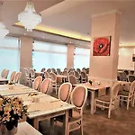 Grenada Hotell Slăntjev Brjag