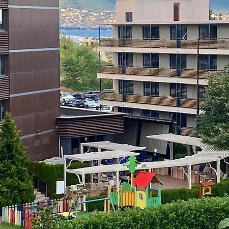 Grenada 호텔 4*